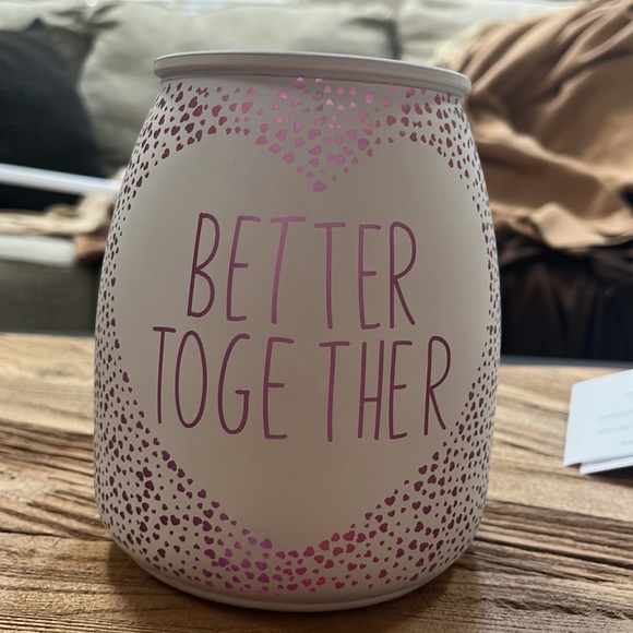 Better together scentsy wax warmer - Picture 3 of 3